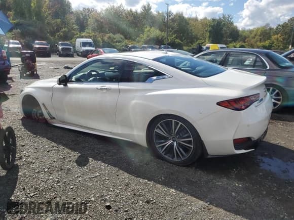 ✅ 2021 Infiniti Q60 Luxe • VIN: JN1EV7KL0MM470098 • Lot: 80580695. Listed on Copart with 54,286 mi. Free auction sales archive from the USA and detailed vehicle history report at DreamBid. Image 2.