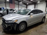 ✅ 2016 Ford Fusion SE Luxury • VIN: 3FA6P0PU6GR288749 • Лот: 92795325. Опубликован ранее на Copart с пробегом 108 177 миль. Бесплатный доступ к архиву аукционных продаж из США и подробный отчёт об истории автомобиля на DreamBid. Изображение 1.