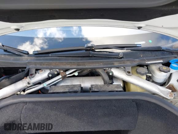 ✅ 2013 Tesla Model S Performance • VIN: 5YJSA1DPXDFP07813 • Lot: 43314340. Listed on IAAI with 91,999 mi. Free auction sales archive from the USA and detailed vehicle history report at DreamBid. Image 10.