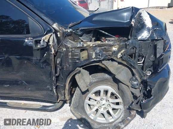 ✅ 2021 Chevrolet Silverado 1500 RST • VIN: 1GCUYEEDOMZ414772 • Lot: 42694482. Wystawiony na IAAI z przebiegiem 47 696 mil. Bezpłatny archiwum sprzedaży aukcyjnych z USA i szczegółowy raport historii pojazdu na DreamBid. Zdjęcie 6.