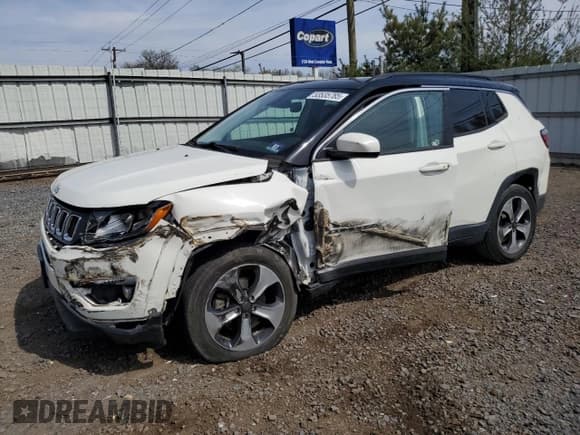✅ 2019 Jeep Compass Latitude • VIN: 3C4NJDBB9KT646152 • Lot: 53535785. Listed on Copart with 98,061 mi. Free auction sales archive from the USA and detailed vehicle history report at DreamBid. Image 1.