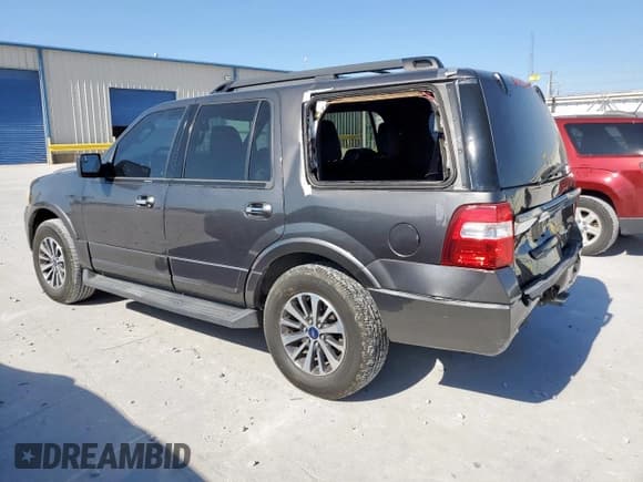 ✅ 2016 Ford Expedition XLT • VIN: 1FMJU1HT7GEF17009 • Lot: 89917335. Listed on Copart with 175,453 mi. Free auction sales archive from the USA and detailed vehicle history report at DreamBid. Image 2.