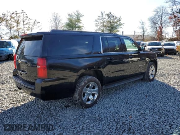 ✅ 2016 Chevrolet Suburban LT • VIN: 1GNSKHKC9GR184702 • Лот: 90998325. Опубликован ранее на Copart с пробегом 87 163 миль. Бесплатный доступ к архиву аукционных продаж из США и подробный отчёт об истории автомобиля на DreamBid. Изображение 3.