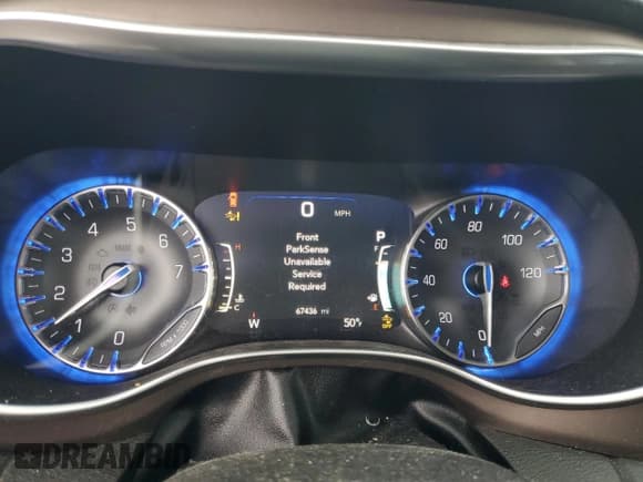 ✅ 2018 Chrysler Pacifica Touring L Plus • VIN: 2C4RC1EG4JR352676 • Lot: 85263895. Listed on Copart with 67,436 mi. Free auction sales archive from the USA and detailed vehicle history report at DreamBid. Image 9.