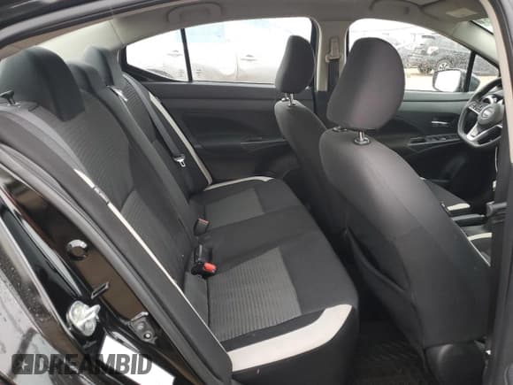 ✅ 2021 Nissan Versa SV • VIN: 3N1CN8EV9ML871864 • Lot: 86083235. Wystawiony na Copart z przebiegiem 70 634 mil. Bezpłatny archiwum sprzedaży aukcyjnych z USA i szczegółowy raport historii pojazdu na DreamBid. Zdjęcie 10.