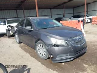 2011 Chevrolet Cruze LS z VIN 1G1PD5SH3B7231254, wystawiony jako IAAI lot #43399093 z przebiegiem 179 834 mil mil oraz . Historia ofert i sprzedaży dostępna na DreamBid. Obrazek 1.