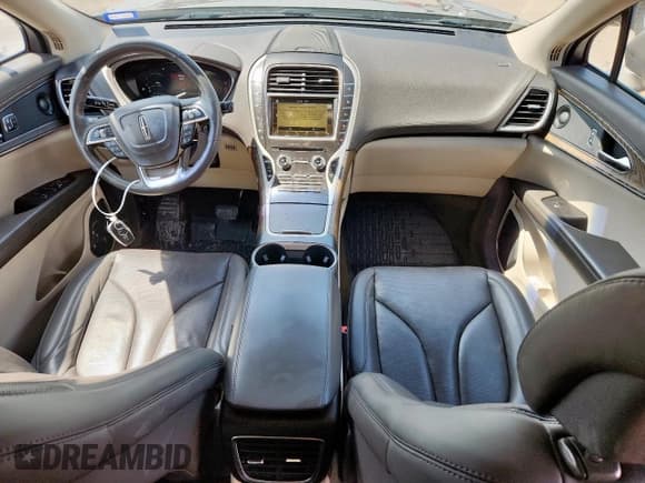 ✅ 2019 Lincoln Nautilus Reserve • VIN: 2LMPJ6LP6KBL20089 • Lot: 63369205. Wystawiony na Copart z przebiegiem 51 110 mil. Bezpłatny archiwum sprzedaży aukcyjnych z USA i szczegółowy raport historii pojazdu na DreamBid. Zdjęcie 8.