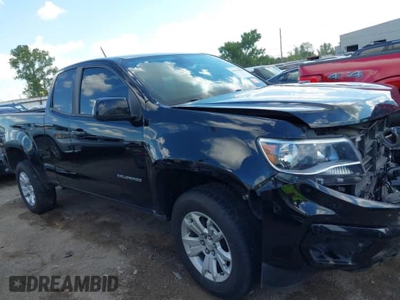 ✅ 2021 Chevrolet Colorado 2WD LT • VIN: 1GCHSCEA3M1260506 • Lot: 43312896. Wystawiony na IAAI z przebiegiem 86 984 mil. Bezpłatny archiwum sprzedaży aukcyjnych z USA i szczegółowy raport historii pojazdu na DreamBid. Zdjęcie 14.