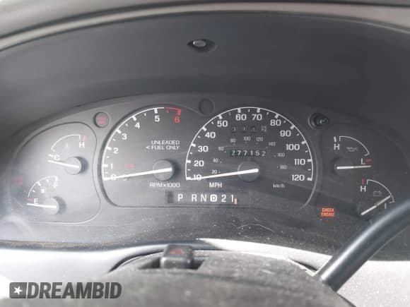 1995 Ford Explorer Eddie Bauer z VIN 1FMCU22XXSUB84913, wystawiony jako IAAI lot #42117807 z przebiegiem 277 152 mil mil oraz . Historia ofert i sprzedaży dostępna na DreamBid. Obrazek 7.