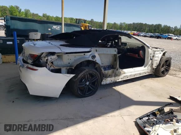 ✅ 2013 BMW 6 Series 650i xDrive • VIN: WBAYP1C55DDX00779 • Lot: 51465294. Wystawiony na Copart z przebiegiem 157 206 mil. Bezpłatny archiwum sprzedaży aukcyjnych z USA i szczegółowy raport historii pojazdu na DreamBid. Zdjęcie 3.