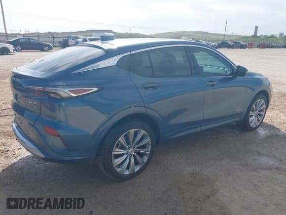 ✅ 2024 Buick Envista Avenir • VIN: KL47LCE26RB026776 • Lot: 42787191. Wystawiony na IAAI z przebiegiem Nie podano. Bezpłatny archiwum sprzedaży aukcyjnych z USA i szczegółowy raport historii pojazdu na DreamBid. Zdjęcie 4.