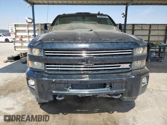 ✅ 2016 Chevrolet Silverado 2500HD LT • VIN: 1GC1KVEG6GF246432 • Lot: 62862335. Wystawiony na Copart z przebiegiem 138 060 mil. Bezpłatny archiwum sprzedaży aukcyjnych z USA i szczegółowy raport historii pojazdu na DreamBid. Zdjęcie 5.