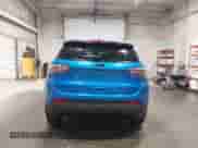 2020 Jeep Compass Latitude с VIN 3C4NJDBB3LT229336, выставлен на аукционе IAAI как лот 41568382 с пробегом 49 649 миль миль и . История ставок и продаж доступна на DreamBid. Изображение 17.