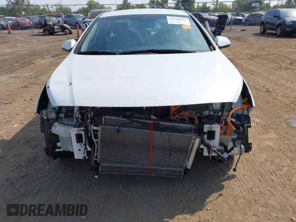 ✅ 2016 Hyundai Sonata • VIN: KMHE14L29GA021355 • Лот: 43240312. Опубликован ранее на IAAI с пробегом 87 076 миль. Бесплатный доступ к архиву аукционных продаж из США и подробный отчёт об истории автомобиля на DreamBid. Изображение 6.