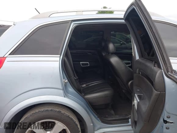 ✅ 2014 Chevrolet Captiva Sport LTZ • VIN: 3GNAL4EK6ES576227 • Lot: 42511658. Wystawiony na IAAI z przebiegiem 179 640 mil. Bezpłatny archiwum sprzedaży aukcyjnych z USA i szczegółowy raport historii pojazdu na DreamBid. Zdjęcie 8.