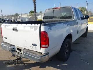 ✅ 1999 Ford F-150 • VIN: 1FTZX1727XKB38150 • Lot: 43617523. Wystawiony na IAAI z przebiegiem Nie podano. Bezpłatny archiwum sprzedaży aukcyjnych z USA i szczegółowy raport historii pojazdu na DreamBid. Zdjęcie 4.