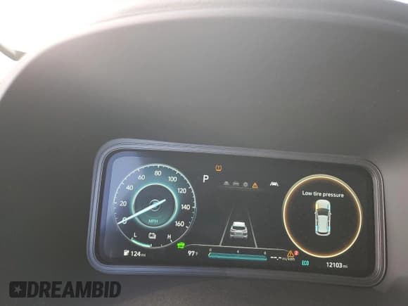 ✅ 2022 Hyundai Kona SEL • VIN: KM8K33AG9NU154022 • Лот: 74778594. Опубликован ранее на Copart с пробегом 12 103 миль. Бесплатный доступ к архиву аукционных продаж из США и подробный отчёт об истории автомобиля на DreamBid. Изображение 9.