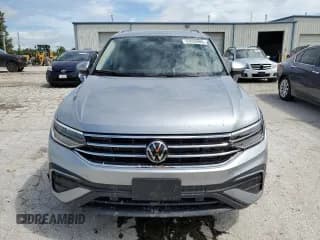 ✅ 2024 Volkswagen Tiguan SE • VIN: 3VVMB7AX6RM092808 • Лот: 63635985. Опубликован ранее на Copart с пробегом 8 534 миль. Бесплатный доступ к архиву аукционных продаж из США и подробный отчёт об истории автомобиля на DreamBid. Изображение 5.