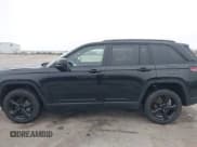 ✅ 2023 Jeep Grand Cherokee Altitude • VIN: 1C4RJHAG6PC552500 • Lot: 41173894. Listed on IAAI with 33,345 mi. Free auction sales archive from the USA and detailed vehicle history report at DreamBid. Image 14.