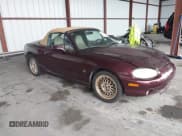 ✅ 2000 Mazda MX-5 Miata • VIN: JM1NB3535Y0145017 • Лот: 42721251. Опубликован ранее на IAAI с пробегом Не указан. Бесплатный доступ к архиву аукционных продаж из США и подробный отчёт об истории автомобиля на DreamBid. Изображение 1.
