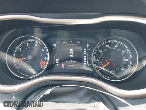 ✅ 2015 Jeep Cherokee Sport • VIN: 1C4PJLAB4FW535853 • Lot: 42209978. Wystawiony na IAAI z przebiegiem 155 336 mil. Bezpłatny archiwum sprzedaży aukcyjnych z USA i szczegółowy raport historii pojazdu na DreamBid. Zdjęcie 7.