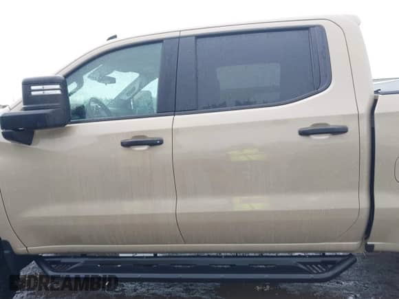 2022 Chevrolet Silverado 1500 Custom Trail Boss with VIN 3GCPDCED5NG679881, listed as a IAAI auction lot 42430820 with 30,910 mi miles and . Bid and sale history available at DreamBid. Image 14.