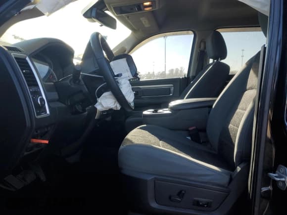 ✅ 2016 Ram 1500 Outdoorsman • VIN: 1C6RR7TT2GS130993 • Lot: 90987305. Listed on Copart with 144,767 mi. Free auction sales archive from the USA and detailed vehicle history report at DreamBid. Image 7.