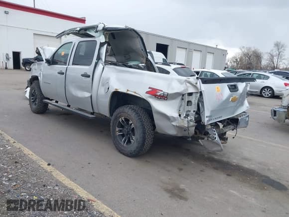 ✅ 2012 Chevrolet Silverado 1500 LTZ • VIN: 3GCPKTE76CG153952 • Lot: 41935031. Wystawiony na IAAI z przebiegiem Nie podano. Bezpłatny archiwum sprzedaży aukcyjnych z USA i szczegółowy raport historii pojazdu na DreamBid. Zdjęcie 3.
