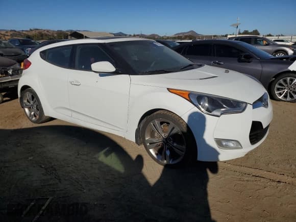 ✅ 2012 Hyundai Veloster w/Gray Int • VIN: KMHTC6AD5CU054055 • Lot: 76632734. Wystawiony na Copart z przebiegiem 151 489 mil. Bezpłatny archiwum sprzedaży aukcyjnych z USA i szczegółowy raport historii pojazdu na DreamBid. Zdjęcie 4.