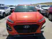 2019 Hyundai Kona SEL z VIN KM8K6CAA1KU349773, wystawiony jako Copart lot #45946293 z przebiegiem 63 161 mil mil oraz . Historia ofert i sprzedaży dostępna na DreamBid. Obrazek 5.