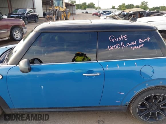 ✅ 2012 MINI Hardtop • VIN: WMWSU3C52CT264021 • Lot: 42896887. Wystawiony na IAAI z przebiegiem 156 666 mil. Bezpłatny archiwum sprzedaży aukcyjnych z USA i szczegółowy raport historii pojazdu na DreamBid. Zdjęcie 14.