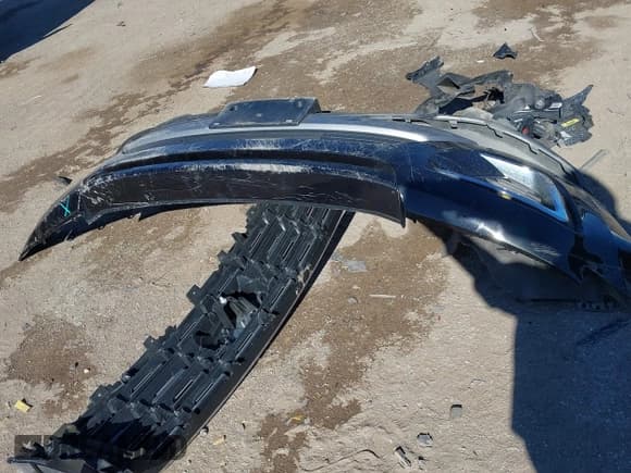 ✅ 2021 Ford Expedition Limited • VIN: 1FMJU1KT9MEA36697 • Lot: 41226849. Listed on IAAI with 61,523 mi. Free auction sales archive from the USA and detailed vehicle history report at DreamBid. Image 12.