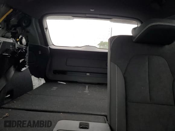 ✅ 2023 Volvo XC40 Ultimate • VIN: YV4ED3UM7P2946892 • Lot: 54589715. Listed on Copart with 20,301 mi. Free auction sales archive from the USA and detailed vehicle history report at DreamBid. Image 10.