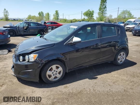 ✅ 2015 Chevrolet Sonic LS • VIN: 1G1JA6SH4F4137704 • Lot: 58165625. Listed on Copart with 94,405 mi. Free auction sales archive from the USA and detailed vehicle history report at DreamBid. Image 1.