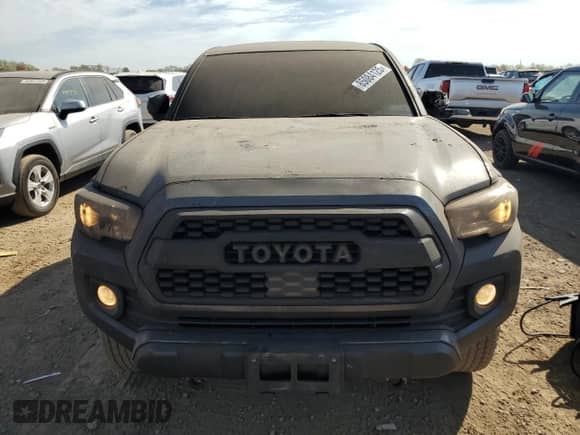 2022 Toyota Tacoma SR with VIN 3TMCZ5AN8NM462658, listed as a Copart auction lot 85084125 with 58,321 mi miles and Salvage title. Bid and sale history available at DreamBid. Image 5.