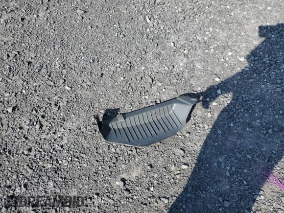 2007 Dodge 1500 SLT с VIN 1D7HU18217J601303, выставлен на аукционе Copart как лот 65602634 с пробегом 336 856 миль миль и Списание • Salvage title. История ставок и продаж доступна на DreamBid. Изображение 12.