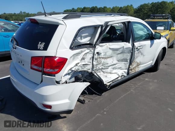 ✅ 2019 Dodge Journey SE • VIN: 3C4PDCBB3KT810635 • Lot: 43340214. Wystawiony na IAAI z przebiegiem 166 104 mil. Bezpłatny archiwum sprzedaży aukcyjnych z USA i szczegółowy raport historii pojazdu na DreamBid. Zdjęcie 4.