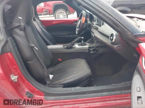 ✅ 2016 Mazda MX-5 Miata Grand Touring • VIN: JM1NDAD74G0109949 • Лот: 42091798. Опубликован ранее на IAAI с пробегом 122 411 миль. Бесплатный доступ к архиву аукционных продаж из США и подробный отчёт об истории автомобиля на DreamBid. Изображение 5.