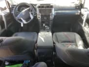 ✅ 2023 Toyota 4Runner TRD Sport • VIN: JTESU5JR3P6094353 • Lot: 82537375. Wystawiony na Copart z przebiegiem 34 445 mil. Bezpłatny archiwum sprzedaży aukcyjnych z USA i szczegółowy raport historii pojazdu na DreamBid. Zdjęcie 8.