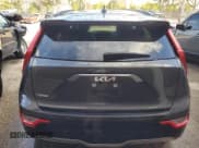 ✅ 2023 Kia Niro Wind • VIN: KNDCR3L19P5073860 • Лот: 90144705. Опубликован ранее на Copart с пробегом Не указан. Бесплатный доступ к архиву аукционных продаж из США и подробный отчёт об истории автомобиля на DreamBid. Изображение 6.