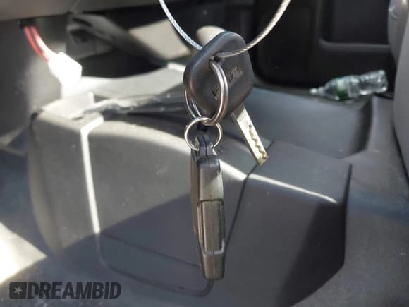 ✅ 2017 GMC Sierra 1500 • VIN: 1GTN2LEC6HZ212543 • Лот: 42996784. Опубликован ранее на IAAI с пробегом 12 166 миль. Бесплатный доступ к архиву аукционных продаж из США и подробный отчёт об истории автомобиля на DreamBid. Изображение 11.