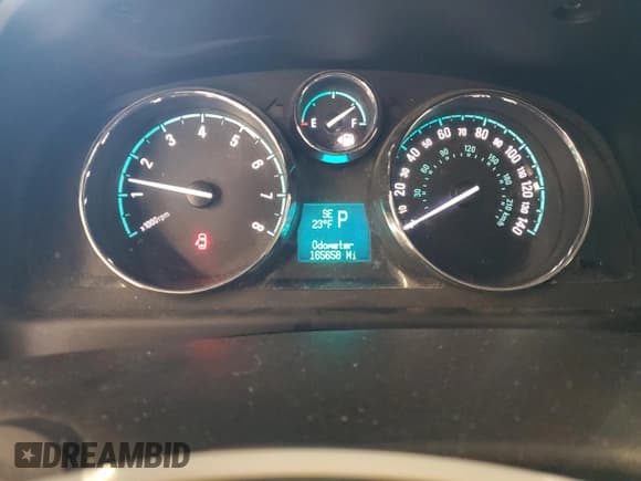 ✅ 2014 Chevrolet Captiva Sport LS • VIN: 3GNAL2EK6ES677708 • Lot: 52385025. Wystawiony na Copart z przebiegiem 165 658 mil. Bezpłatny archiwum sprzedaży aukcyjnych z USA i szczegółowy raport historii pojazdu na DreamBid. Zdjęcie 9.