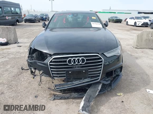 ✅ 2017 Audi A6 Prestige • VIN: WAUH2AFC5HN049646 • Lot: 41728338. Wystawiony na IAAI z przebiegiem 63 353 mil. Bezpłatny archiwum sprzedaży aukcyjnych z USA i szczegółowy raport historii pojazdu na DreamBid. Zdjęcie 13.
