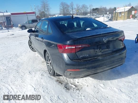 ✅ 2023 Volkswagen Jetta Sport • VIN: 3VWAM7BU0PM022389 • Lot: 41369678. Listed on IAAI with 30,454 mi. Free auction sales archive from the USA and detailed vehicle history report at DreamBid. Image 3.