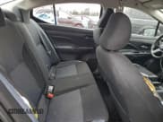 ✅ 2023 Nissan Versa SV • VIN: 3N1CN8EV3PL854093 • Lot: 93874795. Wystawiony na Copart z przebiegiem 49 526 mil. Bezpłatny archiwum sprzedaży aukcyjnych z USA i szczegółowy raport historii pojazdu na DreamBid. Zdjęcie 10.