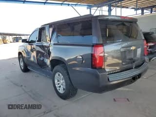 ✅ 2018 Chevrolet Suburban LS • VIN: 1GNSCGKC9JR384123 • Lot: 70710604. Wystawiony na Copart z przebiegiem 209 443 mil. Bezpłatny archiwum sprzedaży aukcyjnych z USA i szczegółowy raport historii pojazdu na DreamBid. Zdjęcie 2.