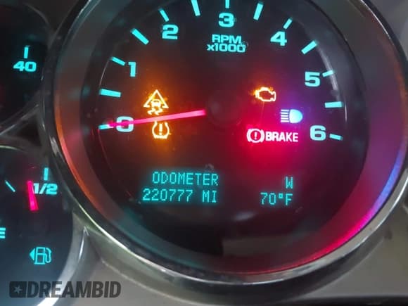 ✅ 2010 Chevrolet Silverado 1500 LT • VIN: 3GCRKSE31AG178416 • Лот: 43531102. Опубликован ранее на IAAI с пробегом 220 777 миль. Бесплатный доступ к архиву аукционных продаж из США и подробный отчёт об истории автомобиля на DreamBid. Изображение 15.