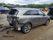 ✅ 2019 Kia Sorento SX Limited • VIN: 5XYPKDA55KG464053 • Lot: 80936305. Listed on Copart with 108,321 mi. Free auction sales archive from the USA and detailed vehicle history report at DreamBid. Image 3.