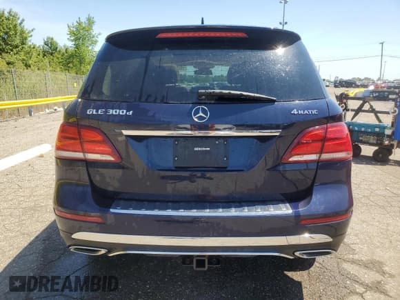✅ 2016 Mercedes-Benz GLE 300d • VIN: 4JGDA0EB6GA705846 • Лот: 65634375. Опубликован ранее на Copart с пробегом 167 725 миль. Бесплатный доступ к архиву аукционных продаж из США и подробный отчёт об истории автомобиля на DreamBid. Изображение 6.
