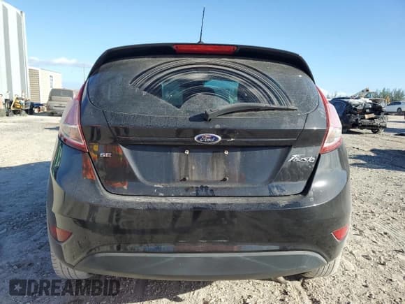 ✅ 2014 Ford Fiesta SE • VIN: 3FADP4EJ5EM189373 • Лот: 82526965. Опубликован ранее на Copart с пробегом 134 398 миль. Бесплатный доступ к архиву аукционных продаж из США и подробный отчёт об истории автомобиля на DreamBid. Изображение 6.